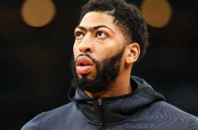 开云-快船不断突破！，浓眉哥连续十五场比赛得分超过表现优异气势如虹延续的简单介绍-开云